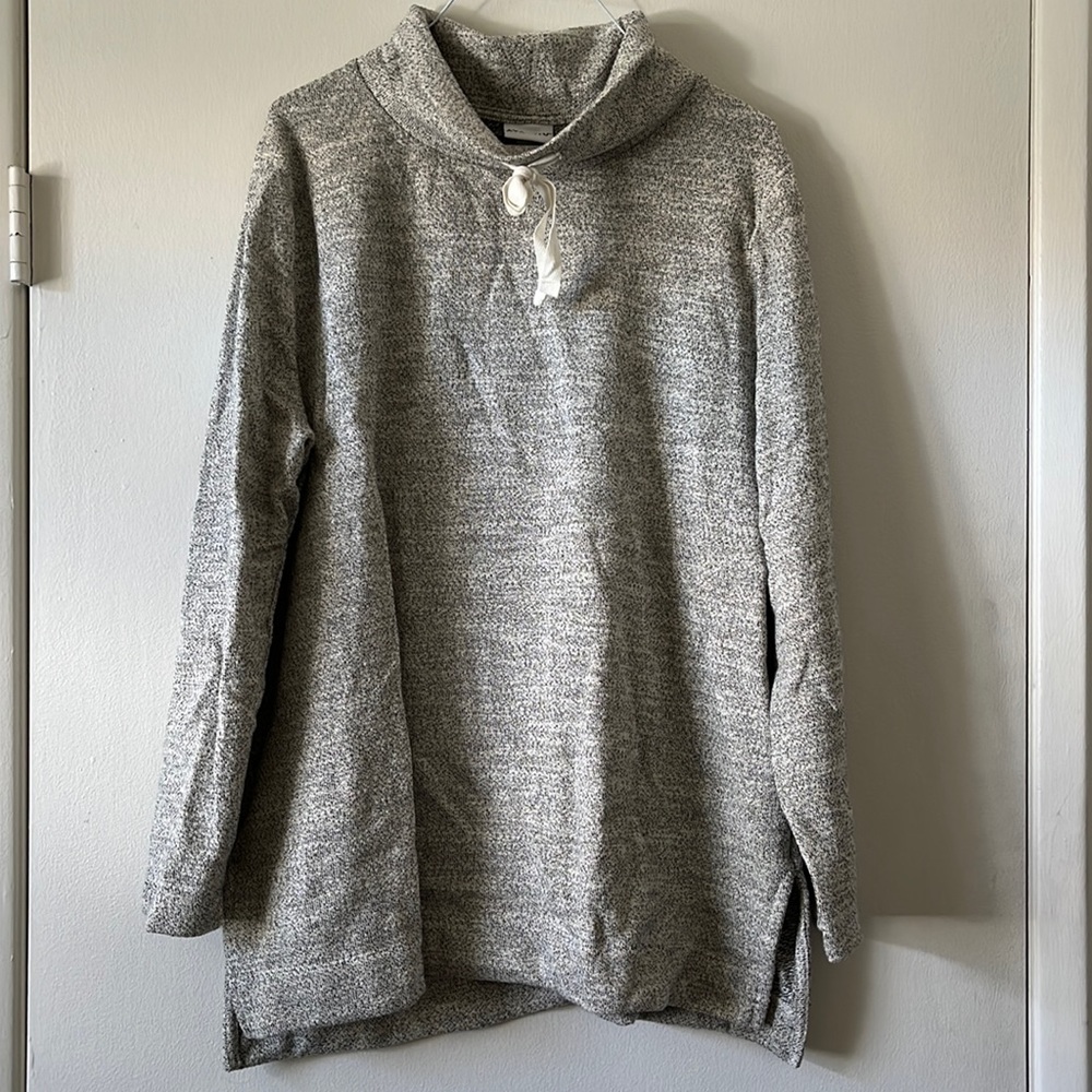 Ava and Viv pullover metallic detail sweater.